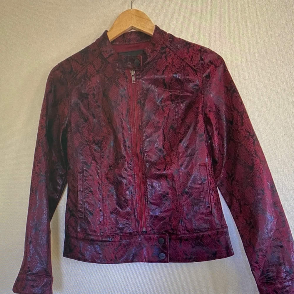 Sanctuary Burgundy Snake-Print Faux Leather Zip Jacket